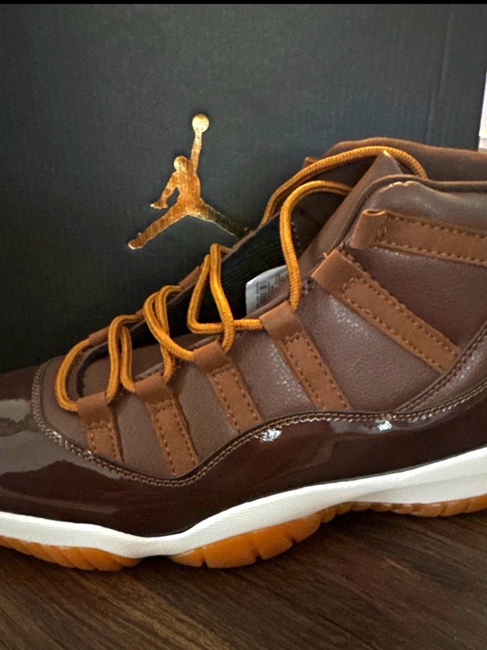 Air Jordan 11 Retro 378037-217 Brown/White Men’s Mid Top Sneaker